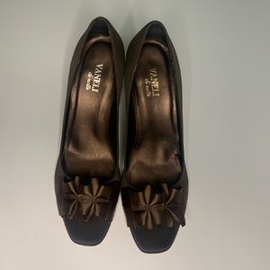 Vaneli Brown Heels, 11 Narrow